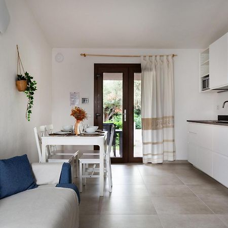 Residence Il Melograno San Teodoro  Exterior foto