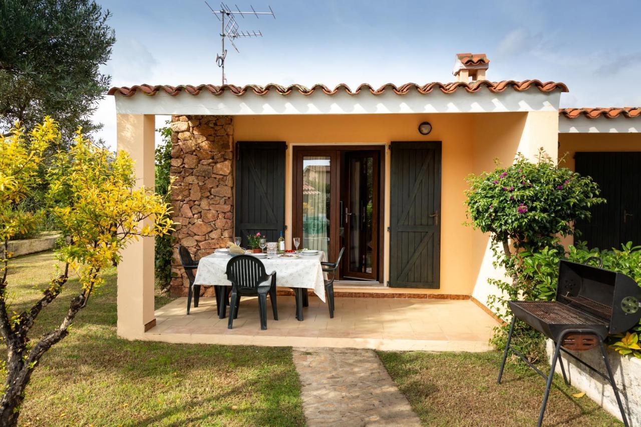 Residence Il Melograno San Teodoro  Exterior foto