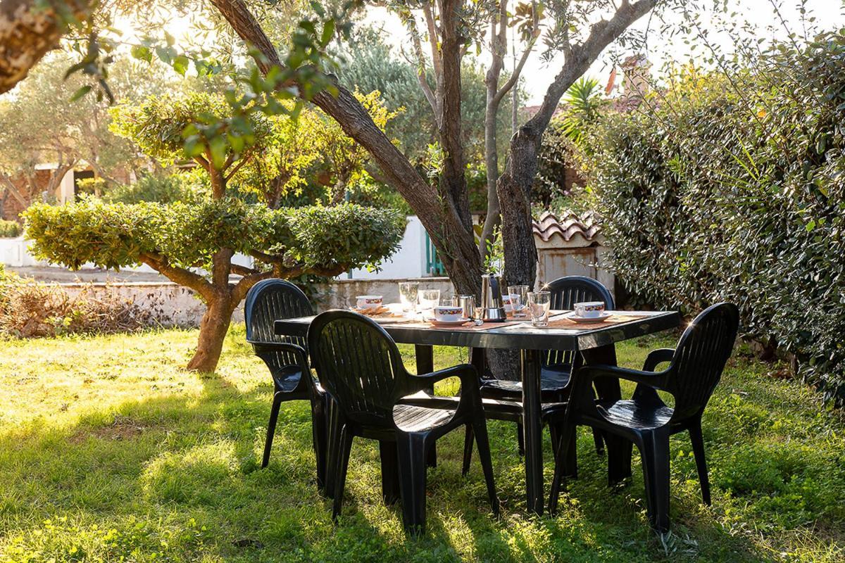 Residence Il Melograno San Teodoro  Exterior foto