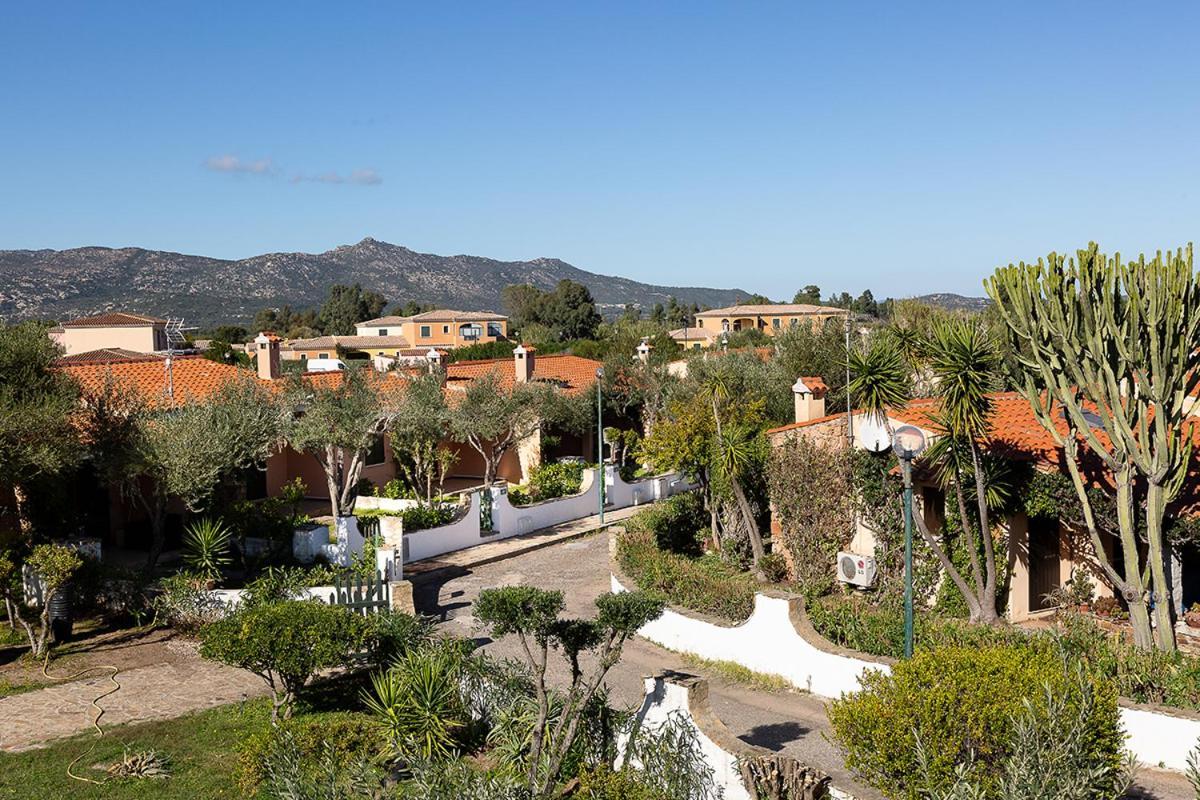 Residence Il Melograno San Teodoro  Exterior foto